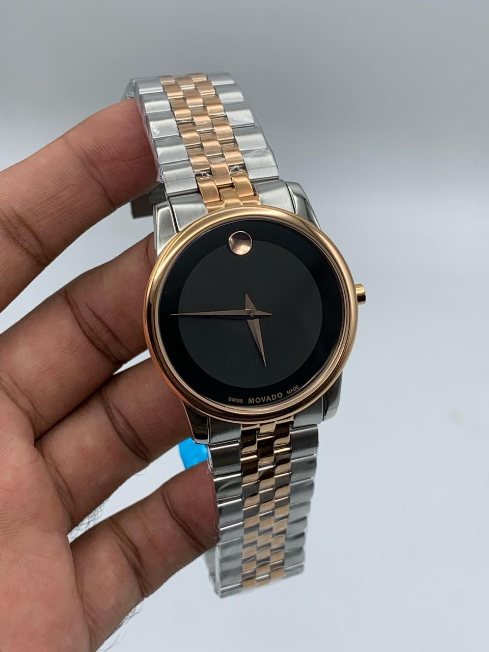 Master Twotone Rose Black Plain Dial Quartz Watch